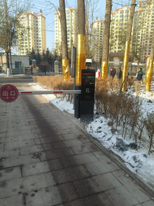 Cámara Integrada de Reconocimiento de Matrículas de Alta Definición IP55 de Fábrica Chisung con Pantalla LED para Seguridad/Estacionamiento - Product Image 6