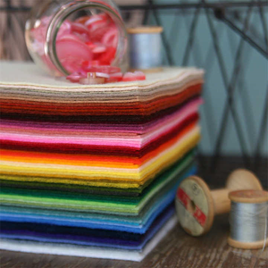 Feutre antistatique de polyester de technique non-tissée pressée par 100% industrielle de vente directe d'usine - Product Image 2