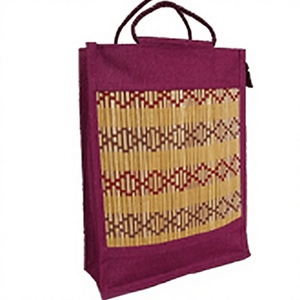 Sac en jute avec tapis en bambou, sac fourre-tout en jute fait main, sac en jute écologique, sac en fibre naturelle de bambou, sac à bandoulière artisanal en jute - Product Image 1