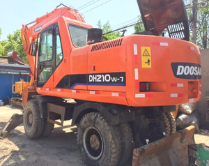 Excavatrice multifonctionnelle sur chenilles originale de la Corée DOOSAN DH210W-7 Hyundai à haut rendement en bon état d'occasion en vente - Product Image 4