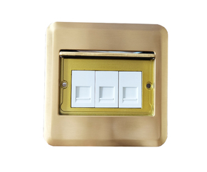 Boîtier de prise réseau Ethernet encastré escamotable 3 ports RJ45 en laiton doré de luxe pour salle de réunion - Product Image 3