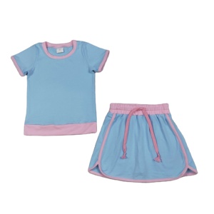 Conjunto de Ropa de 2 Piezas para Niñas Pequeñas, Camiseta de Algodón Informal de Color Sólido, Falda y Pantalones Cortos Forrados y Transpirables, Ropa para Hermanas - Product Image 1