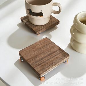 Posavasos Cuadrado de Madera Maciza con Ruedas, Tapete de Mesa Móvil Antideslizante, Portavasos Aislante del Calor - Product Image 2