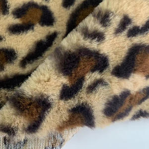 Fausse fourrure de <span class=keywords><strong>lapin</strong></span> imprimé léopard pour la confection de vêtements - Product Image 6
