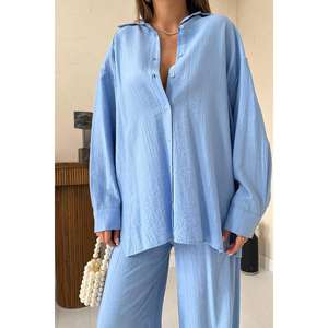 Ensemble décontracté 2 pièces pour femme : chemise bleue à col asymétrique et pantalon large – Tenue de pantalon de costume en gros - Product Image 1
