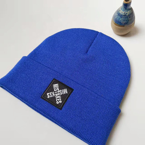 Boina de lana con parche personalizado, gorro liso Multicolor con puños, para <span class=keywords><strong>invierno</strong></span>, <span class=keywords><strong>2023</strong></span> - Product Image 2