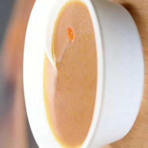 Pigeon Royal Âgé Fumé et Rôti, Viande Tendre Riche en Protéines et Minéraux, Emballage Sous Vide, Salinisé, Alimentation Saine et Nutritive de Qualité Supérieure - Product Image 5