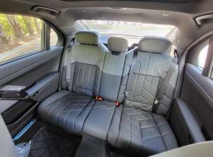 Auto Usata a Basso Costo 2024 IN <span class=keywords><strong>VENDITA</strong></span> - BMW I7 EDrive50 Berlina di Lusso - Product Image 5