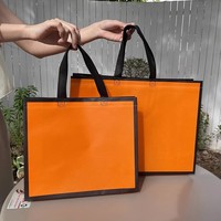 Bolsa de Compras de Tamaño Mediano (32x27x10cm) con Diseño de Letras Verdes, de Tela No Tejida, con Cierre Abierto, Personalizable, para Tiendas de Ropa, Laminada
