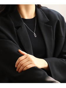 2024 estilo minimalista de moda 3A circón rectángulo colgante collar garra ajuste clásico enlace cadena principalmente hecho latón geométrico - Product Image 3