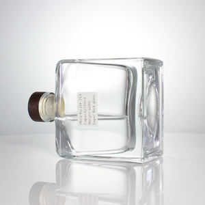 زجاجة ويسكي وفودكا وبراندي عالية الجودة من الزجاج الصافي الفائق سعة 500 مل و250 مل مع سدادة فلين بسعر المصنع - Product Image 3