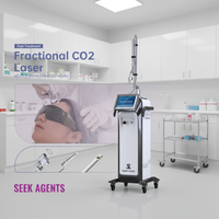 Machine à laser fractionné au CO2 10600, équipement médical de beauté pour le resserrement et le resurfaçage de la peau vaginale