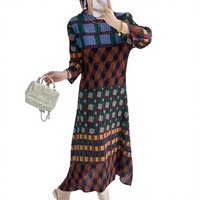 Robe Midi Plissée Géométrique Tissée Haut de Gamme Style Miyake Automne 2026 pour Femme – Modèle Élégant et Ample, Tendance Mode Pudique