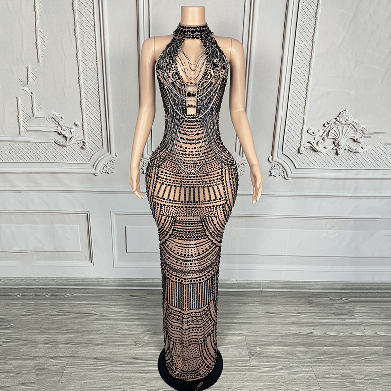 Black Dress with Chain Belt - Elegant Women's Fashion