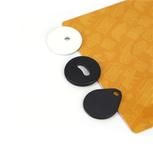 Étiquette RFID PPS personnalisée 5577 363 bits, mini-<span class=keywords><strong>bouton</strong></span> RFID lavable pour le contrôle d'accès et la gestion des vêtements - Product Image 1
