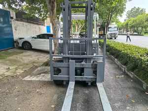 Chariot élévateur diesel d'occasion TCM 5 tonnes avec moteur, boîte de vitesses et roulement en bon état, rapport fourni, à vendre - Product Image 6