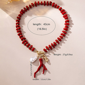 Nuova Collana Boho con Ciondoli di Perle Finte, Gioielli alla Moda con Perline Acriliche Irregolari Rosse per Donne - Product Image 3