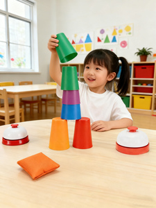Mini jeu <span class=keywords><strong>de</strong></span> construction <span class=keywords><strong>de</strong></span> tasses empilables en plastique pour enfants, personnalisable OEM - Product Image 3