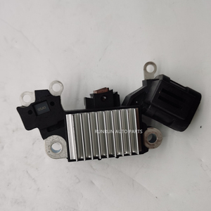 Régulateur de <span class=keywords><strong>tension</strong></span> d'alternateur pour ISUZU TRUCK 4HK1 4HE1 <span class=keywords><strong>2003</strong></span>-UP alternateur IH748 - Product Image 2