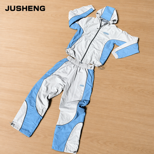 Veste coupe-vent personnalisée ODM pour homme avec capuche, 100% polyester, séchage rapide, ensemble de survêtement vintage pour l'été, veste de sport, ensemble jogging - Product Image 1