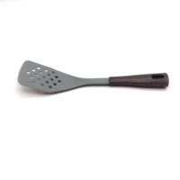 Tourneur de cuisine à fente en nylon durable et léger pour la cuisine de tous les jours