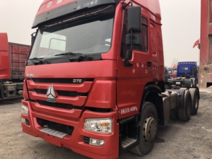 รถบรรทุกหัวลากมือสอง Sinotruk Euro2 ดีเซล 6x4 พวงมาลัยซ้าย HOWO 10 ล้อ รับน้ำหนัก 21-30 ตัน 371 แรงม้า กล้องมองหลัง 360 องศา - Product Image 2