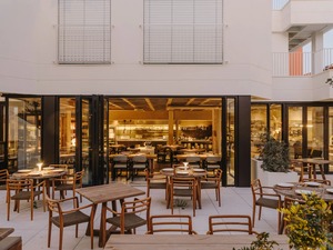 Luxury Modern Minimalist Wood Commercial Restaurant <b>Dining</b> Set <b>Tables</b> and Chairs for 5 Star Hotel Interior - Product Image 3