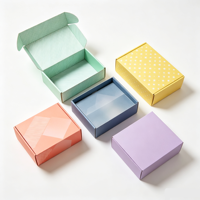 Boîte cadeau en carton ondulé avec insert intérieur amovible, carton de qualité supérieure pour chocolats de luxe, cadeaux de mariage, emballage cadeau