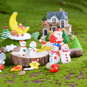 Figuras en Miniatura Navideñas, Mini Manualidades de Resina, Adornos de Santa Claus, Muñeco de Nieve y Alce, Kit de Decoración para Jardín de Hadas Navideño DIY - Product Image 3