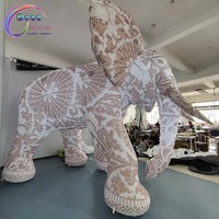 Modèle d'éléphant gonflable géant avec motif Paisley traditionnel pour défilé et décoration d'exposition culturelle