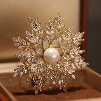Broche unisexe en cuivre plaqué avec motif flocon de neige en pierre naturelle - Accessoires vestimentaires en gros, cadeau