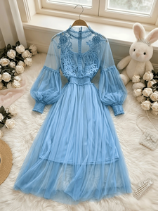 Robe de soirée et de cérémonie bleu poussière grande taille en dentelle et tulle, longueur midi, col montant, manches lanternes, coupe trapèze - Product Image 1