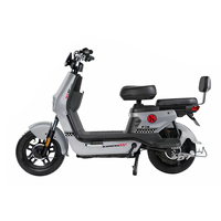 Fournisseur chinois populaire de motos électriques à deux roues sans balais haute puissance, scooters avec une autonomie de 60-80 km à vendre