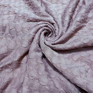 95% पॉलिएस्टर 5% स्पैन्डेक्स बुना हुआ मेष कपड़े शीट सादे रंग की झुर्रियों वाली महिला टी-शर्ट बैग कार - Product Image 2