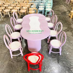 Muebles elegantes y duraderos para salas de juegos y Guarderías: juego de mesa y sillas para niños de ratán - Product Image 6