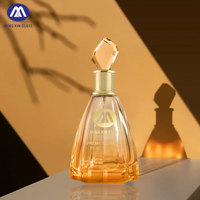 Vintage mewah kualitas tinggi dapat disesuaikan bunga unik berbentuk timbul 100ML 3.4Fl.oz jelas kaca kristal botol parfum