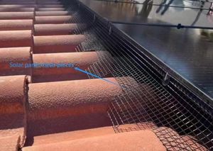 Pre-cắt năng lượng mặt trời bảng điều khiển lưới Tây Ban Nha ngói mái 5ft <span class=keywords><strong>x</strong></span> <span class=keywords><strong>8</strong></span> inch thép mạ kẽm chim bảo vệ sẵn sàng để cài đặt chống mổ PVC tráng - Product Image 3