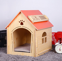 Maison de chat en bois d'intérieur avec coussin en étoile, maison en bois robuste pour chien, espace pour animaux de compagnie avec fenêtres et grande porte