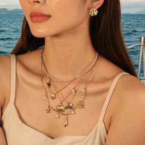 Collar de Cadena de Acero Inoxidable Chapado en Oro de 18K al por Mayor, Estilo Oceánico, con Colgante de Perla, Concha y Estrella de Mar - Product Image 1