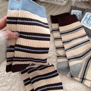 Women's Slouch Socks Mid-Calf Striped Color-Blocked Breathable Sweat-Absorbing Regular Casual Style - Product Image 3