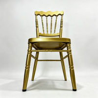Chaise Chiavari en acier durable de haute qualité à prix abordable pour événements, réceptions, banquets et fêtes d'hôtel, style Napoléon