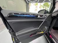 Éclairage Ambiant à Commande par Écran pour VW Golf 7 Golf 7.5 (2014-2021) Écailles Arc-en-ciel