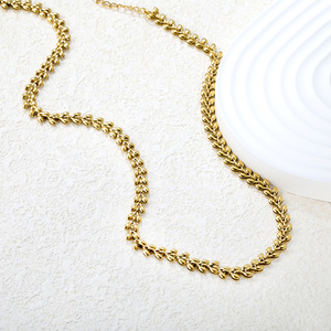 Collar de Moda con Cadenas de Acero Inoxidable 18k, Diseño de Corazón y Espiga Geométrica, Joyería para Uso Diario y Regalo - Product Image 3