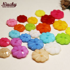 กระดุมพลาสติกลายดอกไม้หมุนได้สำหรับตกแต่งกระดุมการ์ตูนหลากสีสำหรับงานฝีมือ13มม. 17มม. 2รู12สี - Product Image 2