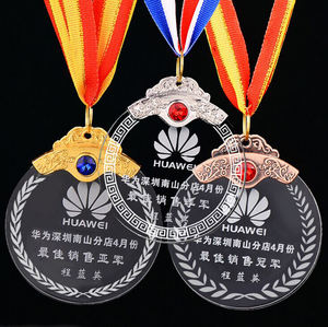 Medalla de medallón en forma de cristal dorado de 70mm, - Product Image 2