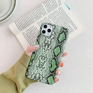 Snake skin phone case for iphone 13 11 pro max cases for iphone 12 mini x xr xs max 8 7 Plus python half-wrapped hard cover capa