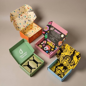 Caja de Cartón Corrugado Impresa Personalizada al por Mayor, Impresión a Todo Color en el Interior y Exterior, Caja de Regalo con Lazo Rosa y Corazón - Product Image 2
