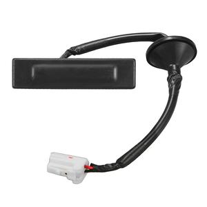 Interruptor de Puerta Trasera Hyundai 81260-2V000 para Veloster, Pieza de Repuesto, Conector de Plástico y Cobre - Product Image 1