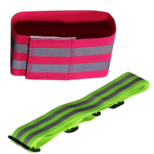 <span class=keywords><strong>Brassard</strong></span> de sécurité réfléchissant argenté haute visibilité pour le sport, la course nocturne et les activités décontractées, avec sangle de poignet, sangle de bras et sangle d'épaule élastiques - Product Image 3