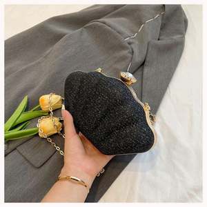 I-0589 Bolsos de Hombro de Moda para Mujer, Bolso Tipo Concha con Cadena, Lindo Bolso Pequeño con Lentejuelas, Monedero para Teléfono, Bolsos Cruzados con Cremallera - Product Image 3